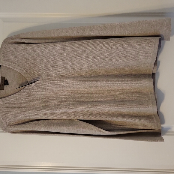 Sweater - Picture 2 of 3